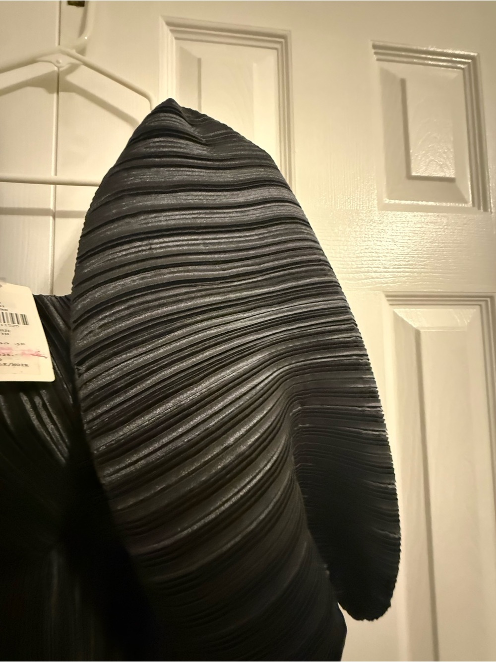 L’lDEE Off-Shoulder Pleated Black column Midi Dress 10 - Picture 5 of 6